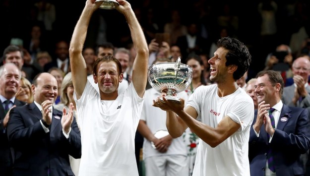 Wimbledon: Wielki sukces Łukasza Kubota i Marcelo Melo w deblu! /FACUNDO ARRIZABALAGA /PAP/EPA