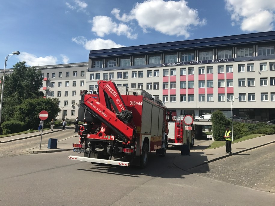 Winda, którą jechały dwie pacjentki, zerwała się w Wojskowym Instytucie Medycznym /Michał Dobrołowicz /RMF FM