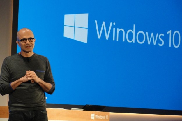 Windows 10 - nadzieja dla smartfonów z systemem Microsoftu /AFP