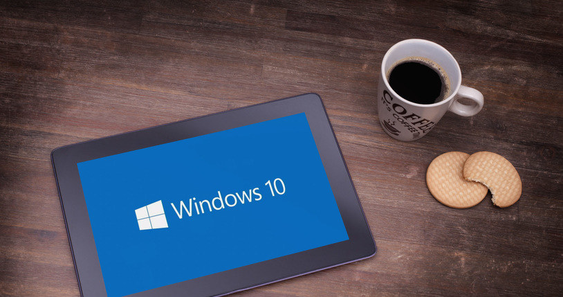 Windows 10 okazał się być dużym sukcesem dla Microsoftu /123RF/PICSEL