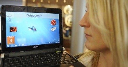 Windows 7 - czy będzie hitem w naszym kraju? /AFP