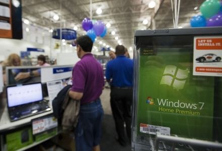Windows 7 sprzedaje się bardzo dobrze /AFP
