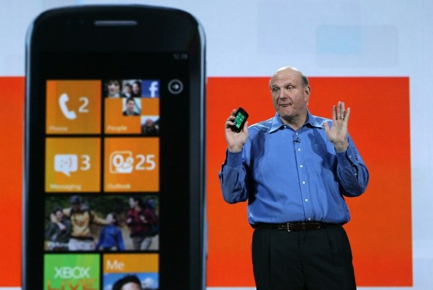 Windows Phone 7 upodobni się do "Ósemki" /AFP