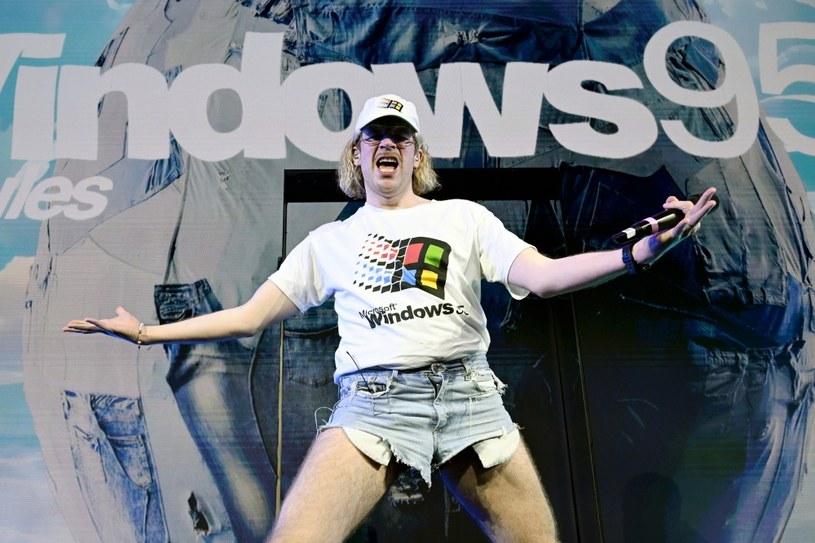 Windows95Man przed Eurowizją będzie musiał zmienić swój strój /Jeff Spicer /Getty Images