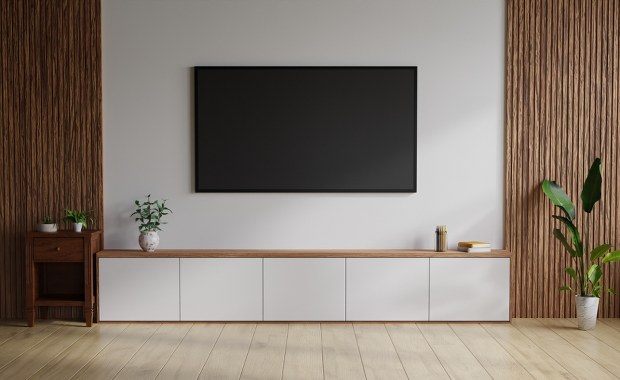 Wiosenne odświeżenie domu? Sprawdź najlepsze telewizory tego sezonu