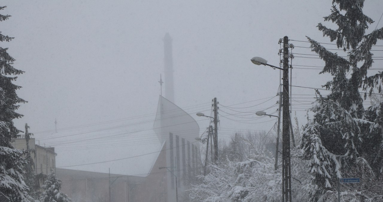 Wiosenny atak zimy w Myszkowie