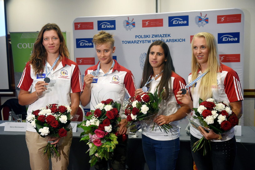 Wioślarki (od lewej): Marta Wieliczko, Katarzyna Zillman, Maria Springwald i Agnieszka Kobus /Radek Pietruszka /PAP