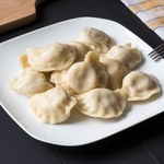 Wiosną zdeklasują nawet ruskie. Zrób te pierogi, póki trwa sezon 
