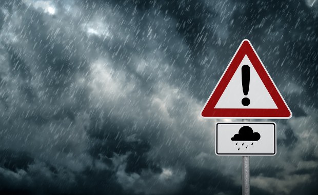 Wiosna znowu w odwrocie. Deszcz, wiatr, burze i chłodniej