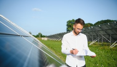 Wirtualna fotowoltaika. Nietypowy sposób na obniżkę rachunków za prąd