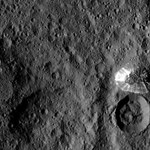 Wirtualny przelot nad powierzchnią Ceres