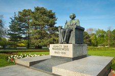 Wirtuoz, mąż stanu, patriota