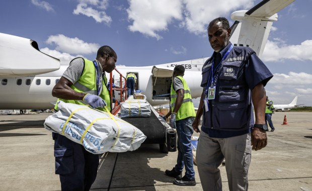 Wirus Ebola szybko się rozprzestrzenia. Szef GIS: Sytuacja bardzo poważna
