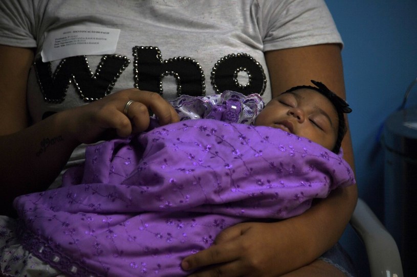 Wirus Zika atakuje dzieci od 2015 roku /AFP