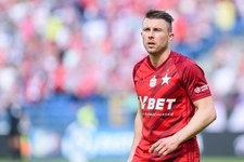 Wisła Kraków - Stal Mielec 1-0 w sparingu. Rana głowy Kuby Błaszczykowskiego