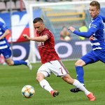 Wisła Kraków - Wisła Płock 2:3. Po dwa gole Peszki i Zawady, czerwona kartka dla Burligi