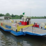 Wisła zatrzymała prom "Drogowiec". Mieszkańcy muszą korzystać z objazdów