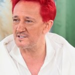 Grażyna Wiśniewska Wiśniewski wyznał bez ogródek o trudnej relacji z matką. "Nie podołała"