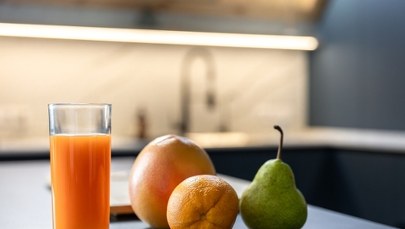 Witamina, której najwięcej jest w sokach. Jej niedobór bardzo Ci zaszkodzi!