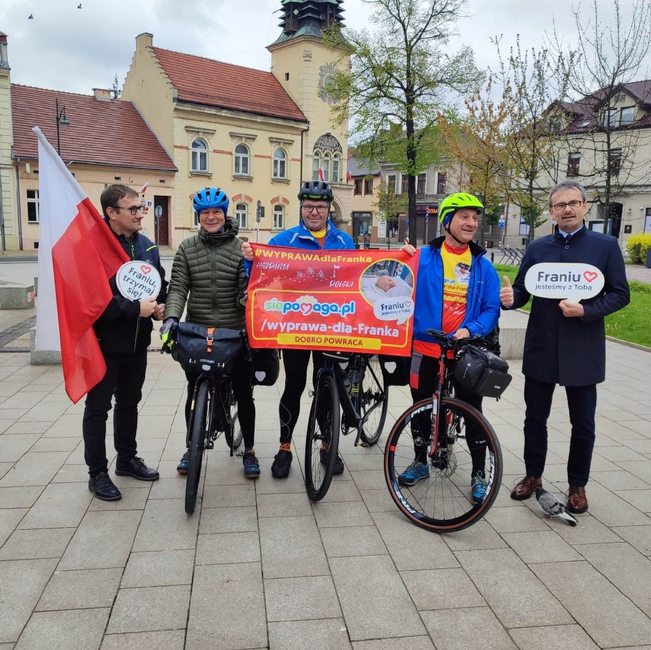Witold Kotarba, Zbigniew Cygan i Jan Guzik, wyjechali w poniedziałek 8 maja pod hasłem „Wyprawa dla Franka”. /Dariusz Tylek  /RMF24