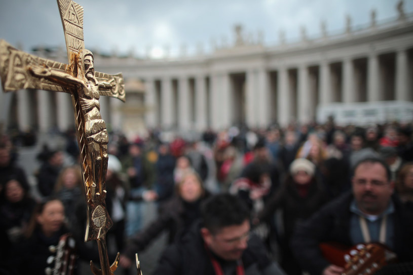 Wizerunek ukrzyżowanego Jezusa to najważniejszy symbol wiernych skupionych wokół Kościoła rzymskokatolickiego /Christopher Furlong /Getty Images