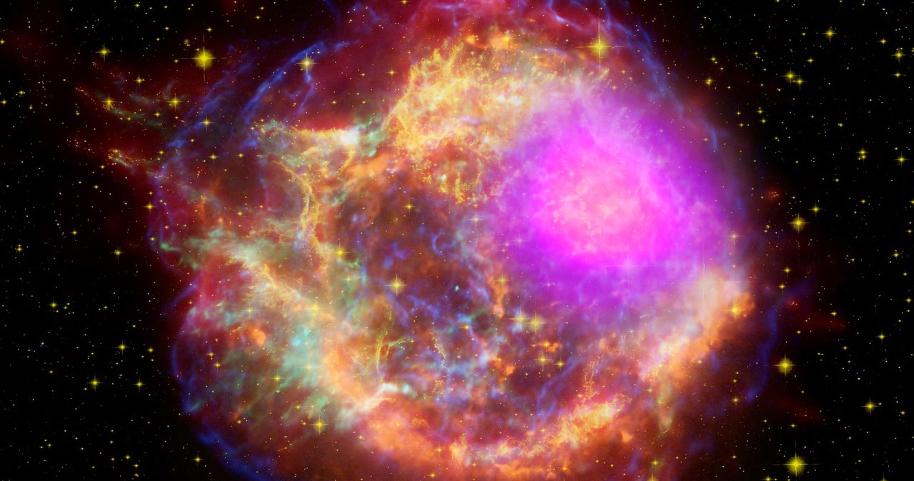 Wizja artystyczna supernowej /NASA/DOE/Fermi LAT Collaboration, CXC/SAO/JPL-Caltech/Steward/O. Krause et al., and NRAO/AUI /materiał zewnętrzny