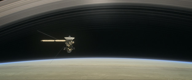 Wizualizacja sondy Cassini miedzy Saturnem i jego pierścieniami / NASA/JPL-Caltech /Materiały prasowe