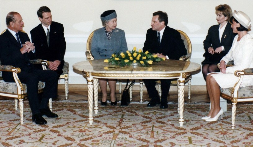 Wizyta królowej Elżbiety II w Polsce, w marcu 1996 /East News