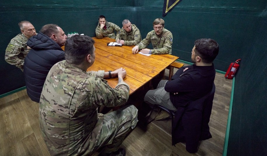 Wizyta Wołodymyra Zełenskiego na gorącym odcinku frontu /facebook.com/zelenskyy.official /