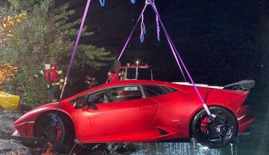 Wjechał Lamborghini Huracan do jeziora. Pomylił pedały?
