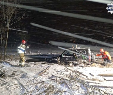 Wjechał na zamarznięte Jezioro Żywieckie. Lód nie wytrzymał