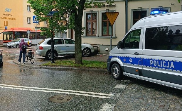 Wjechał Porsche w ścianę budynku. Błyskawiczny wyrok 