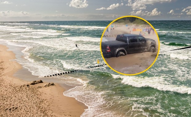Wjechał samochodem do morza i nie mógł się wydostać. Zobacz nagranie