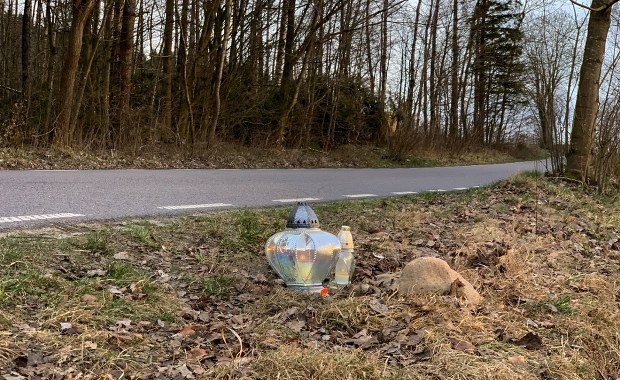 Wjechał w grupę wracających z dyskoteki. Sąd złagodził karę za tragedię w Szymbarku