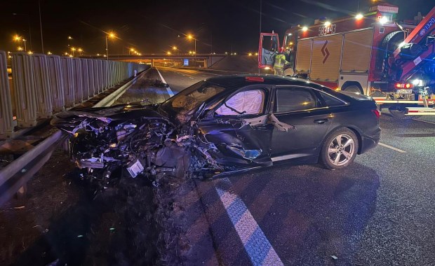 Wjechała pod prąd na autostradę A2, zginęła w czołowym zderzeniu
