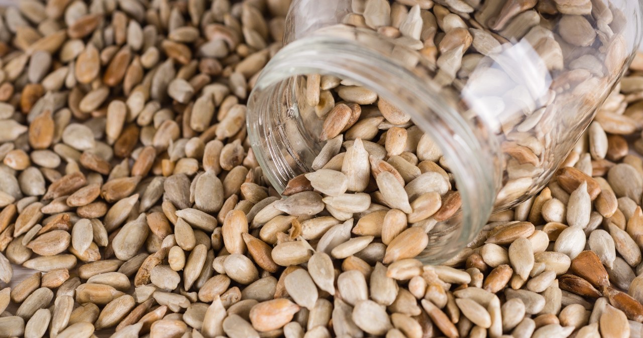 Włącz do codziennej diety. Te małe nasiona to dobre źródło witaminy E i nienasyconych kwasów tłuszczowych /123RF/PICSEL