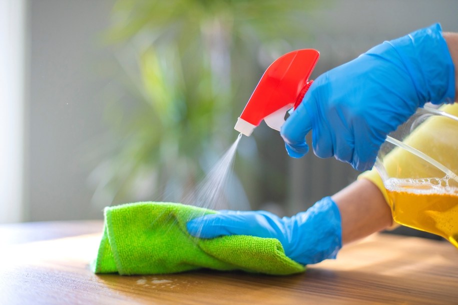 Włączniki światła – ukryte zagrożenie w kuchni /Shutterstock