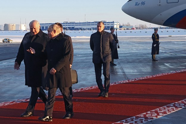 Władimir Putin i Alaksandr Łukaszenka w Mińsku /SERGEY KARPUHINSPUTNIK/KREMLIN POOL /PAP/EPA