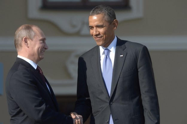 Władimir Putin i Barack Obama podczas otwarcia szczytu wymienili się uściskami dłoni, później się unikali /SERGEY GUNEEV /PAP/EPA