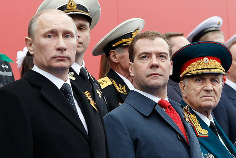 Władimir Putin i Dmitrij Miedwiediew przez wiele lat stanowili duet w rosyjskiej polityce /Laski Diffusion /East News