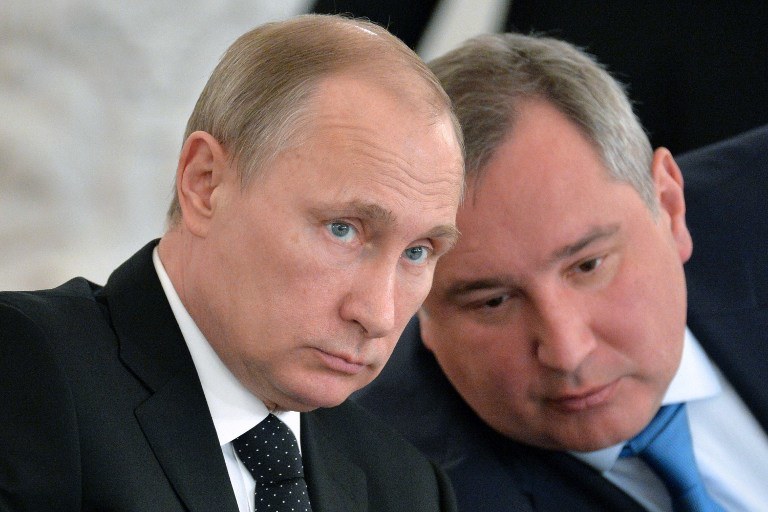 Władimir Putin i Dmitrij Rogozin /AFP