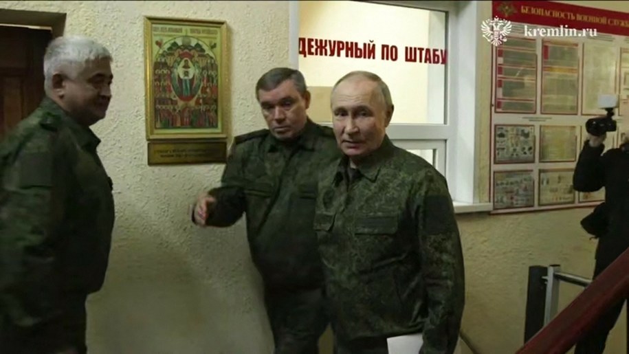 Władimir Putin i gen. Walerij Gierasimow /HANDOUT/AFP /East News