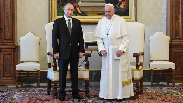 Władimir Putin i papież Franciszek /ALESSANDRO DI MEO / POOL /PAP/EPA