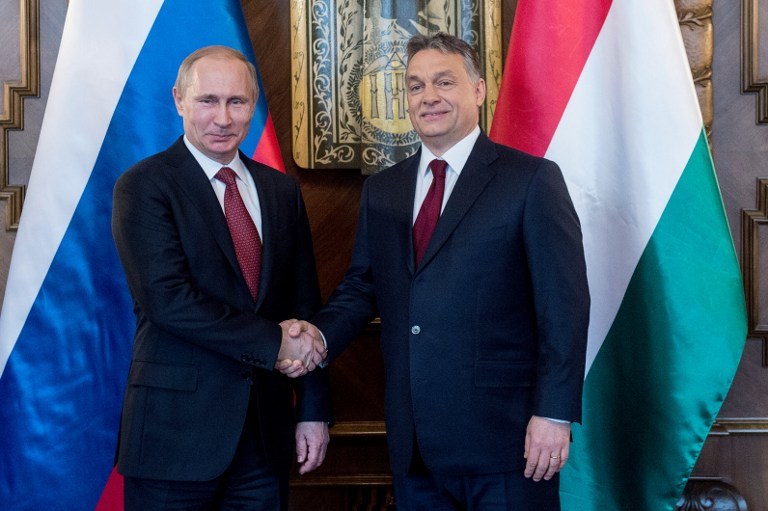 Władimir Putin i Victor Orban /AFP