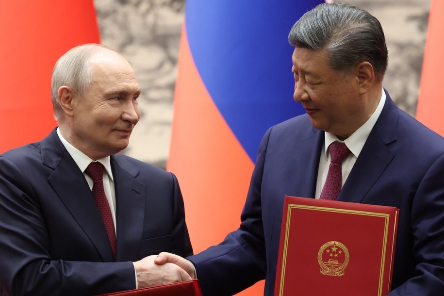 Władimir Putin i Xi Jingping /MAXIM SHEMETOV / POOL /PAP/EPA