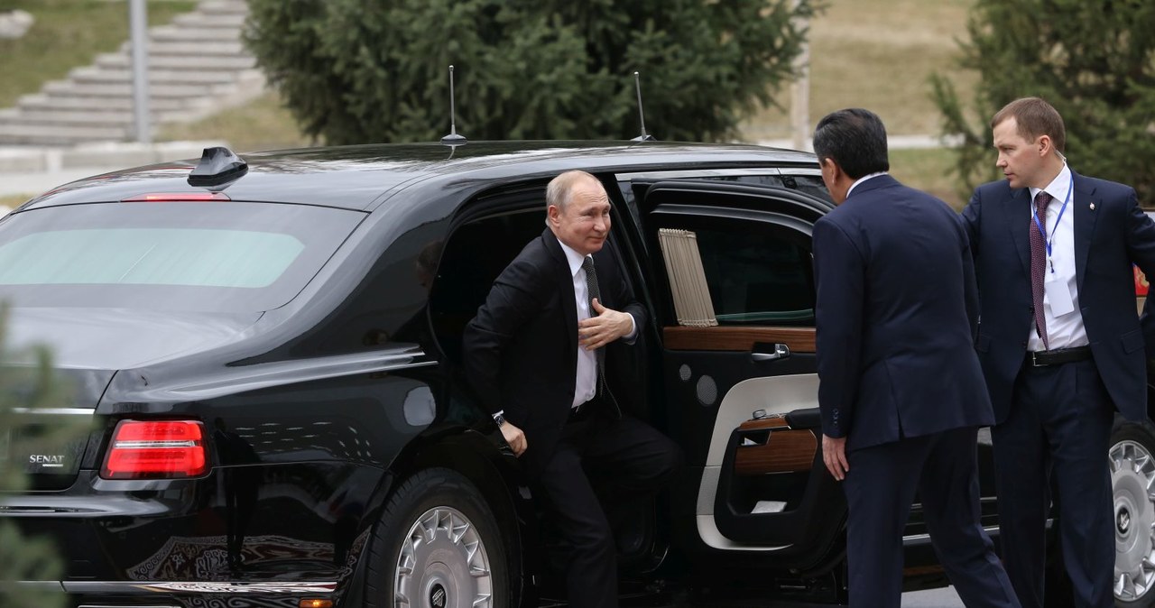 Władimir Putin jeździ Aurusem od swojego ostatniego zaprzysiężenia na prezydenta Federacji Rosyjskiej /Getty Images