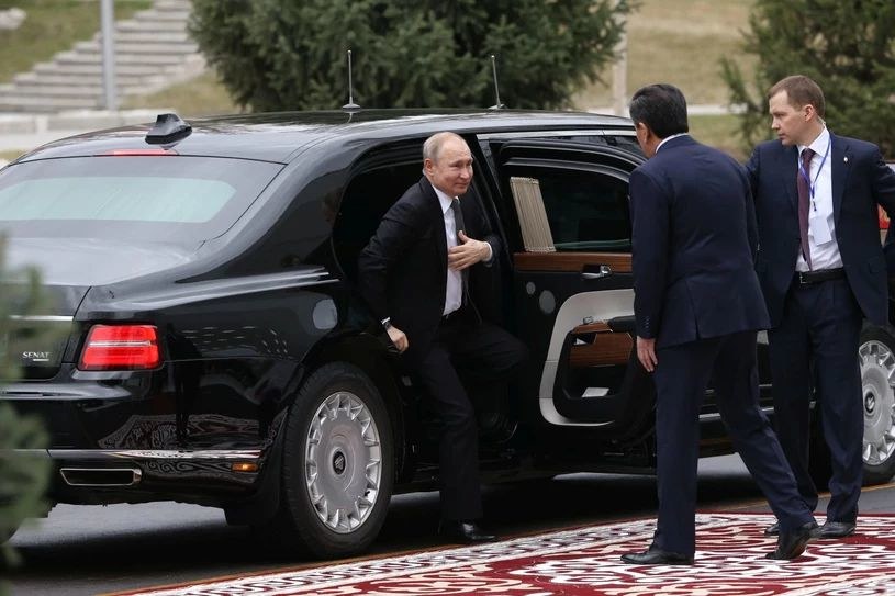 Władimir Putin jeździ Aurusem od swojego ostatniego zaprzysiężenia na prezydenta Federacji Rosyjskiej /Getty Images