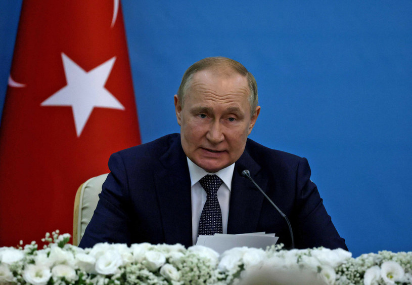 Władimir Putin mówił o "nowym etapie w historii świata" /ATTA KENARE / AFP /East News