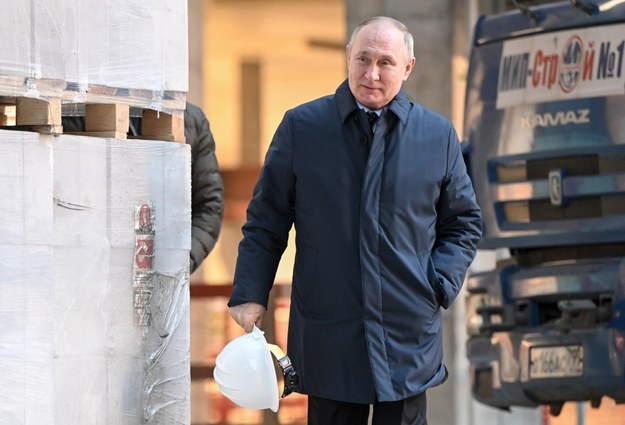 Władimir Putin na budowie National Space Agency /SERGEI GUNEYEV/SPUTNIK/KREMLIN POOL /PAP/EPA