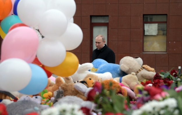 Władimir Putin na miejscu tragedii /ALEXEI DRUZHININ / SPUTNIK / KREMLIN POOL /PAP/EPA